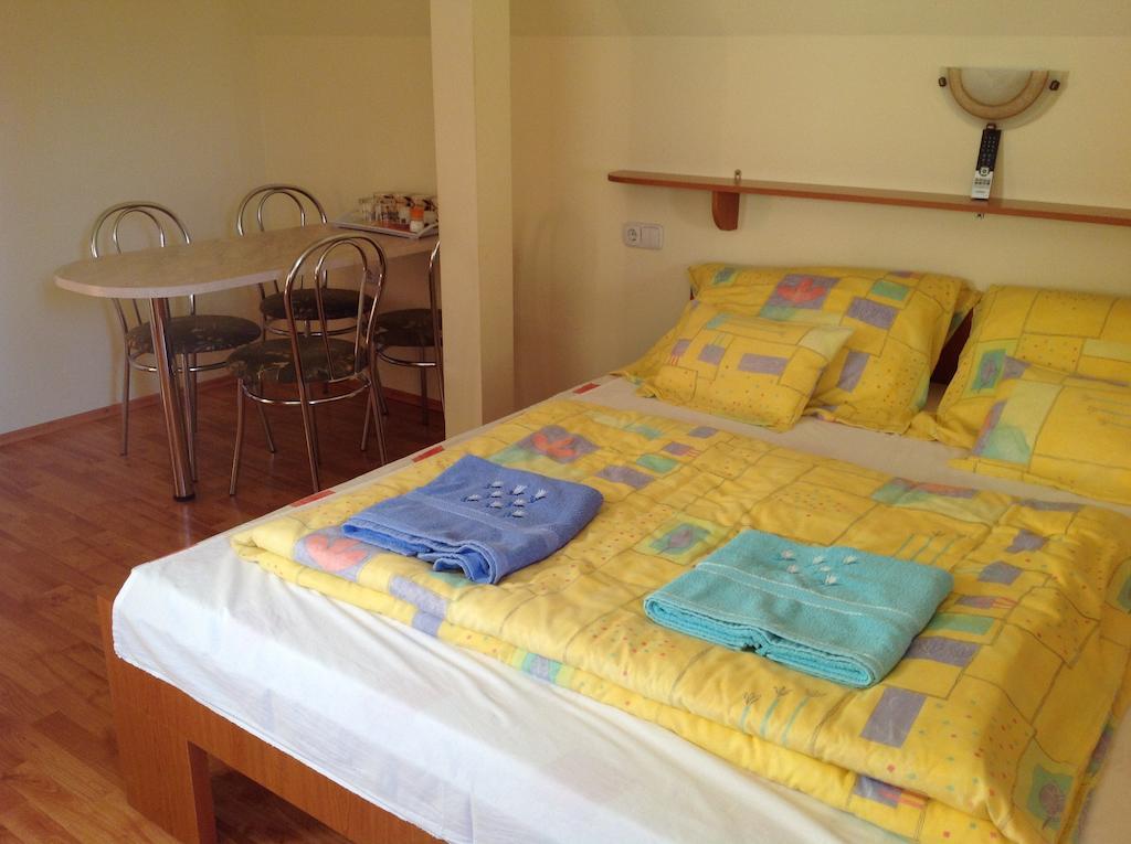 Majnar Villa Apartmanhaz Bogacs Phòng bức ảnh
